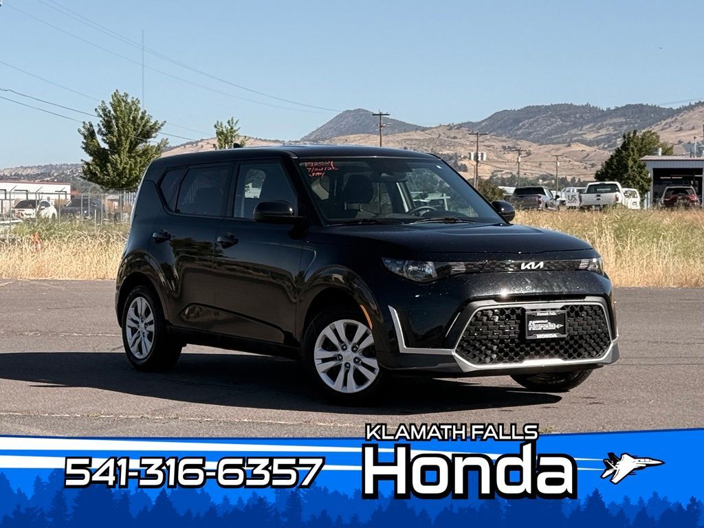 2023 Kia Soul LX