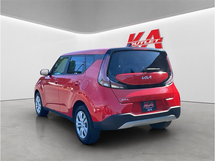 2023 Kia Soul LX Wagon 4D