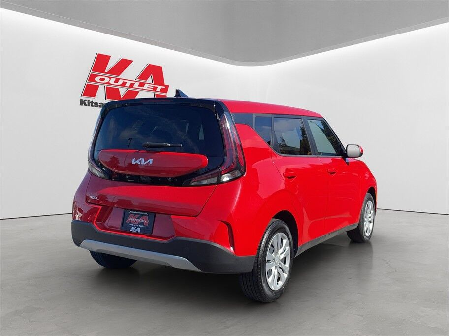 2023 Kia Soul LX Wagon 4D