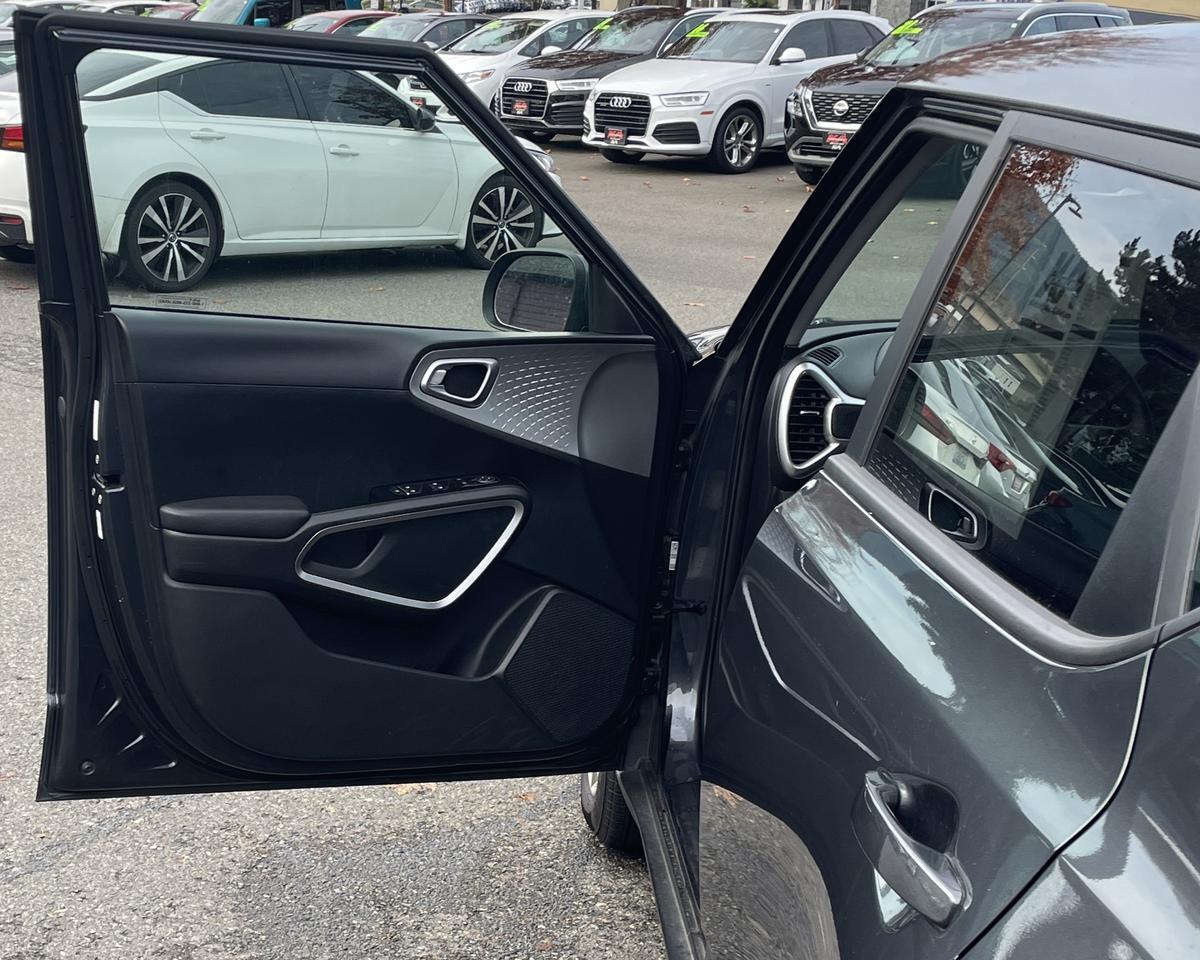 2023 Kia Soul LX Wagon 4D Port Orchard WA