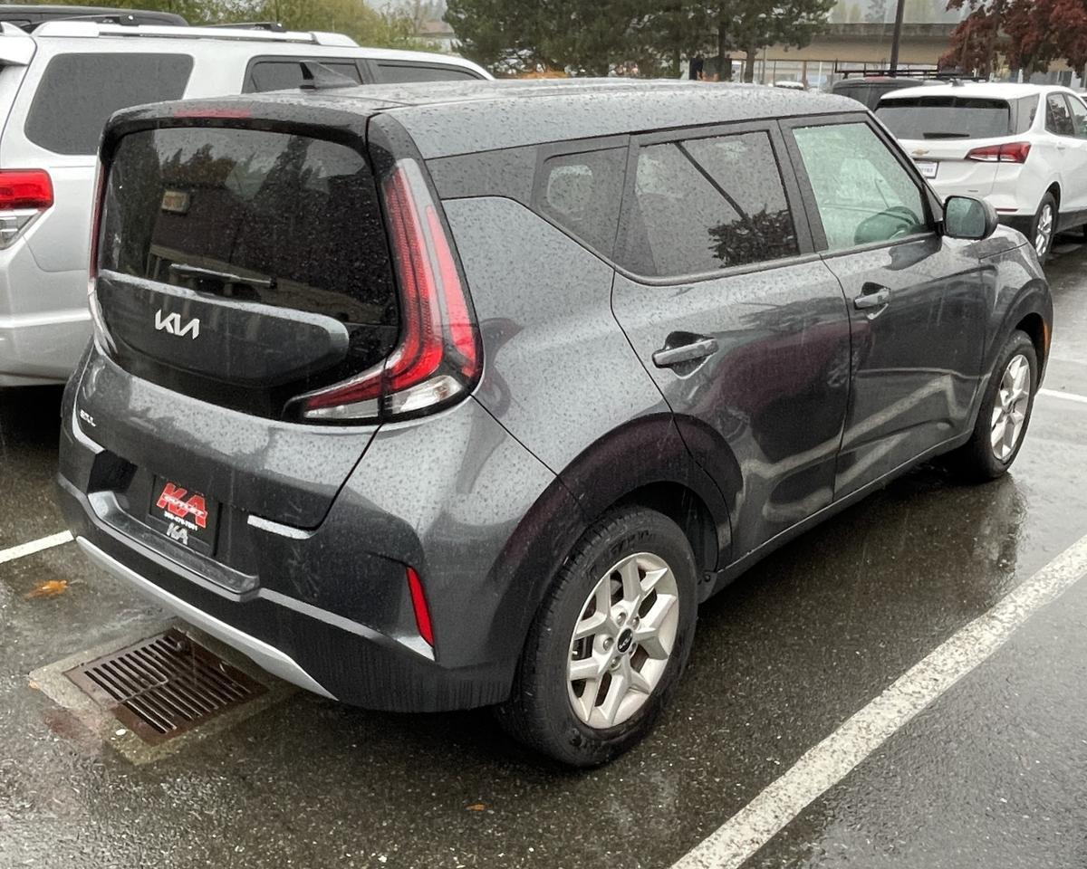 2023 Kia Soul LX Wagon 4D