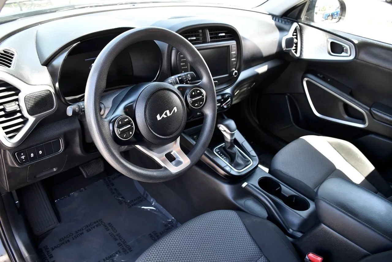 2023 Kia Soul LX Wagon 4D Doral FL