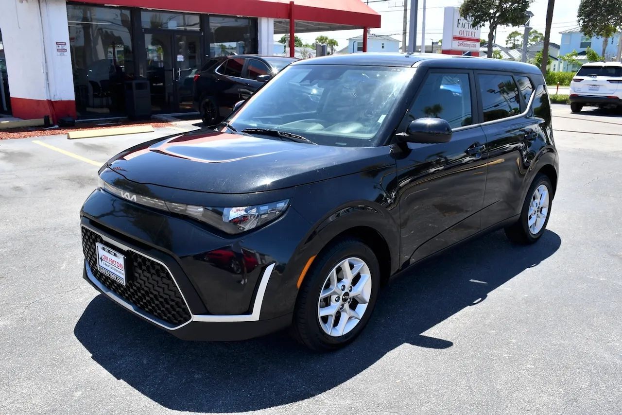 2023 Kia Soul LX Wagon 4D Doral FL