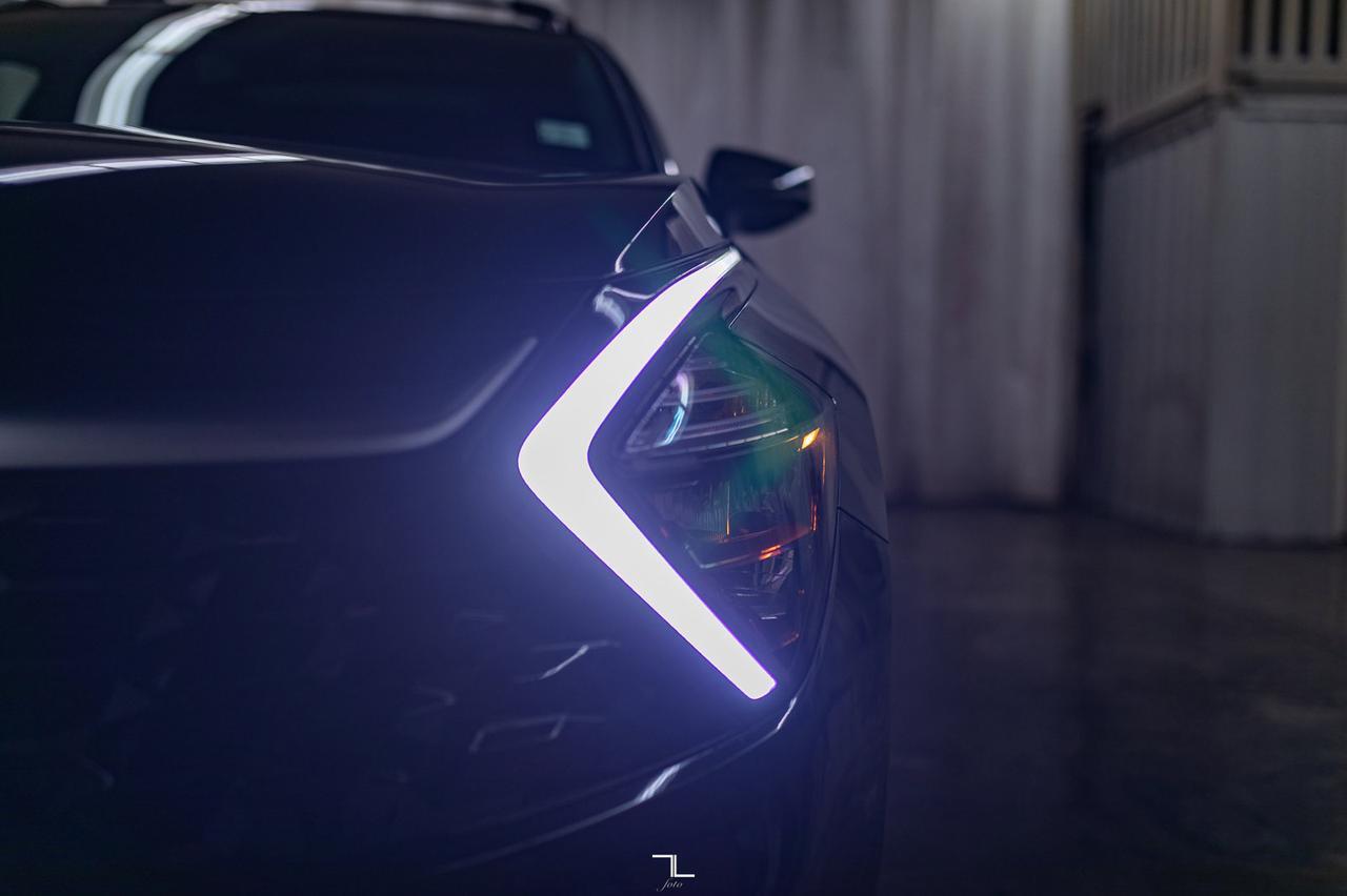 2023 Kia Sportage AWD EX Premium Leather Roof Nav BCam Red Deer AB