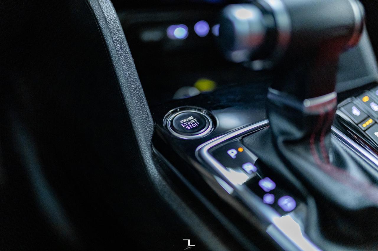 2023 Kia Sportage AWD EX Premium Leather Roof Nav BCam Red Deer AB