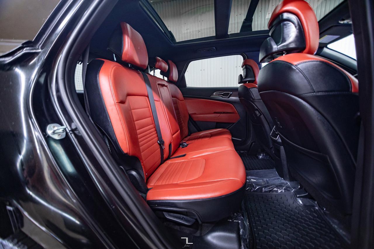 2023 Kia Sportage AWD EX Premium Leather Roof Nav BCam Red Deer AB