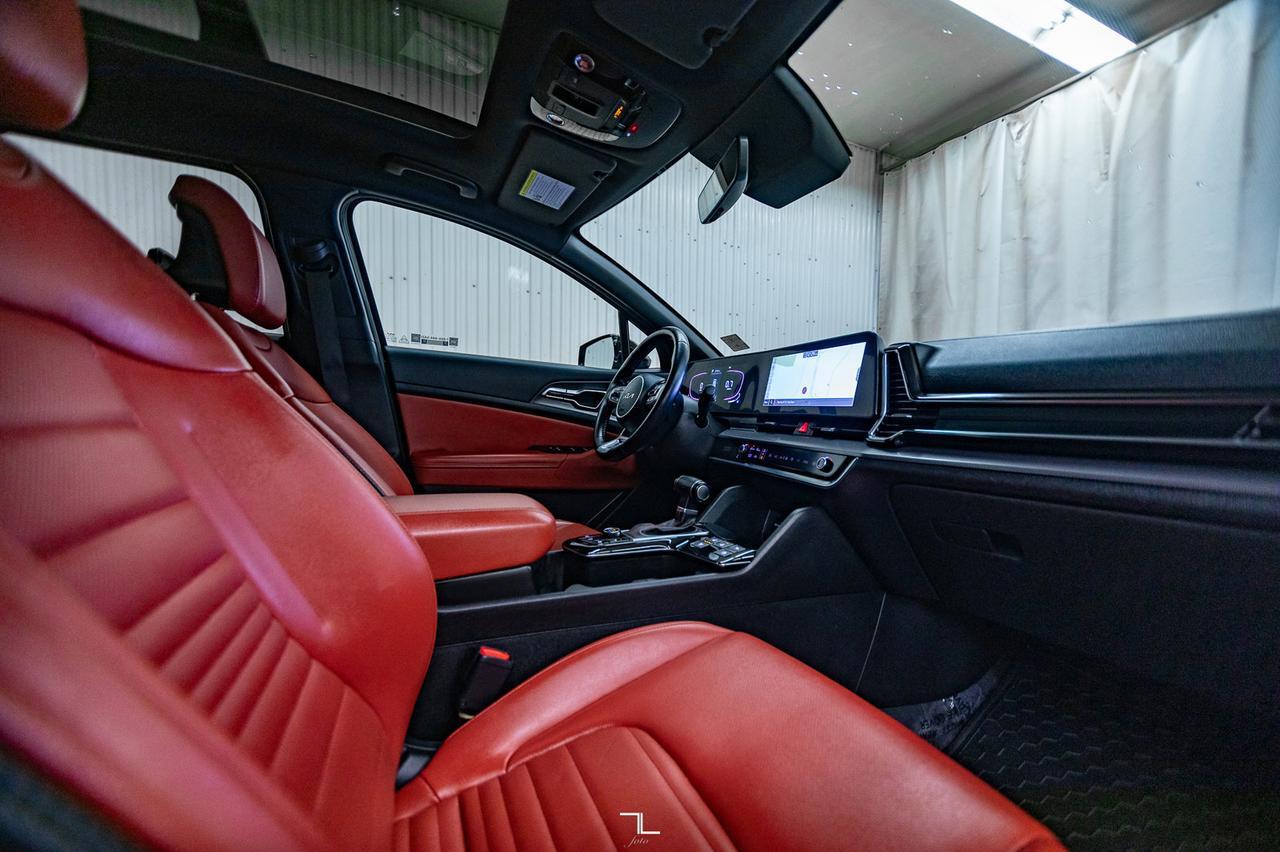 2023 Kia Sportage AWD EX Premium Leather Roof Nav BCam Red Deer AB