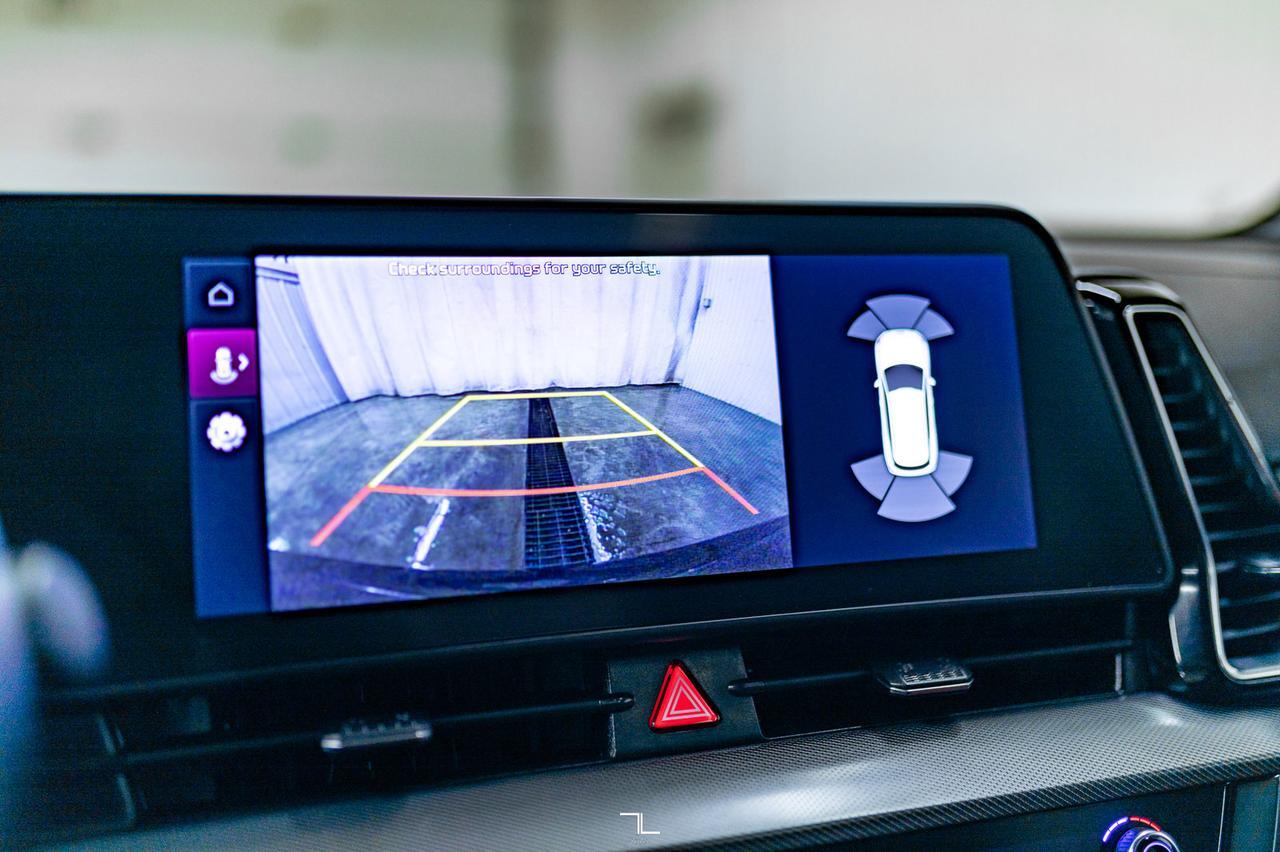 2023 Kia Sportage AWD EX Premium Leather Roof Nav BCam Red Deer AB