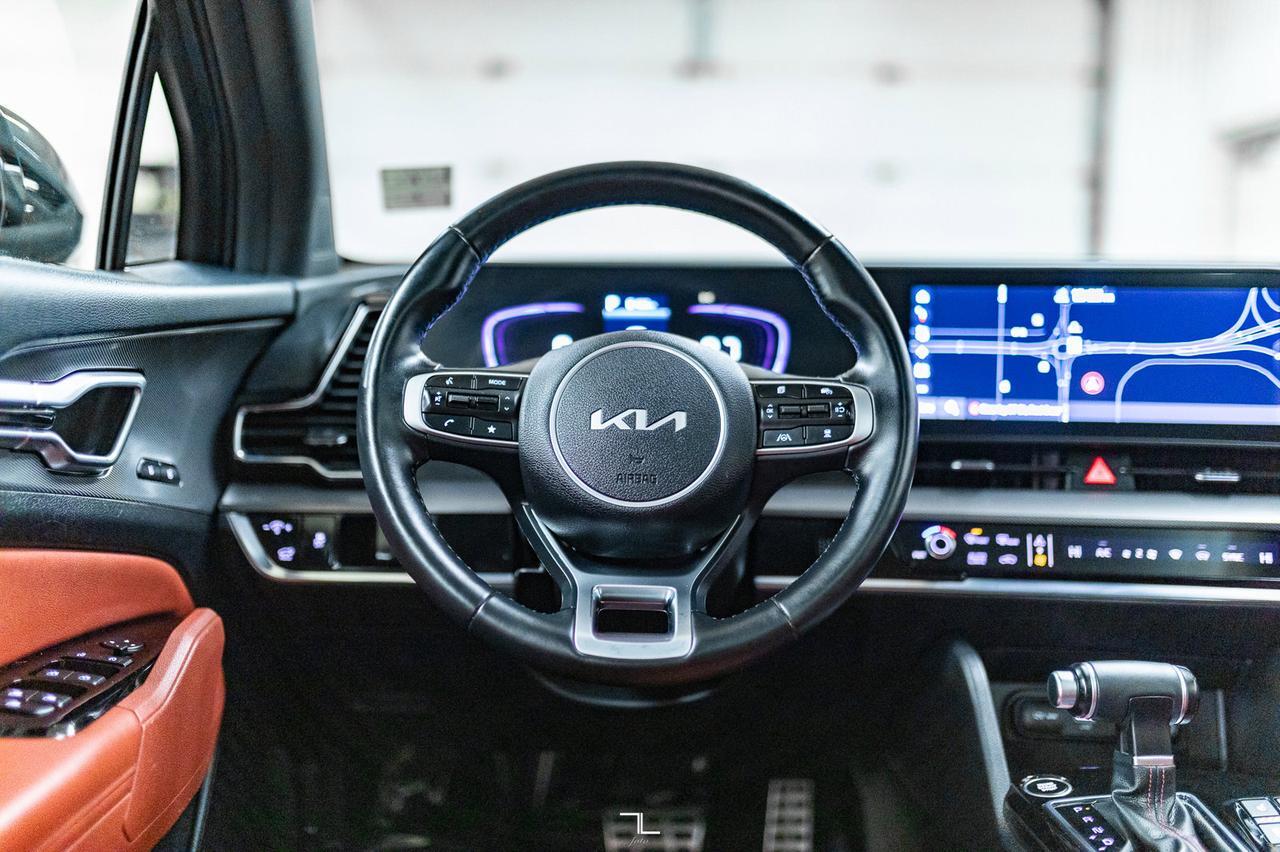 2023 Kia Sportage AWD EX Premium Leather Roof Nav BCam Red Deer AB