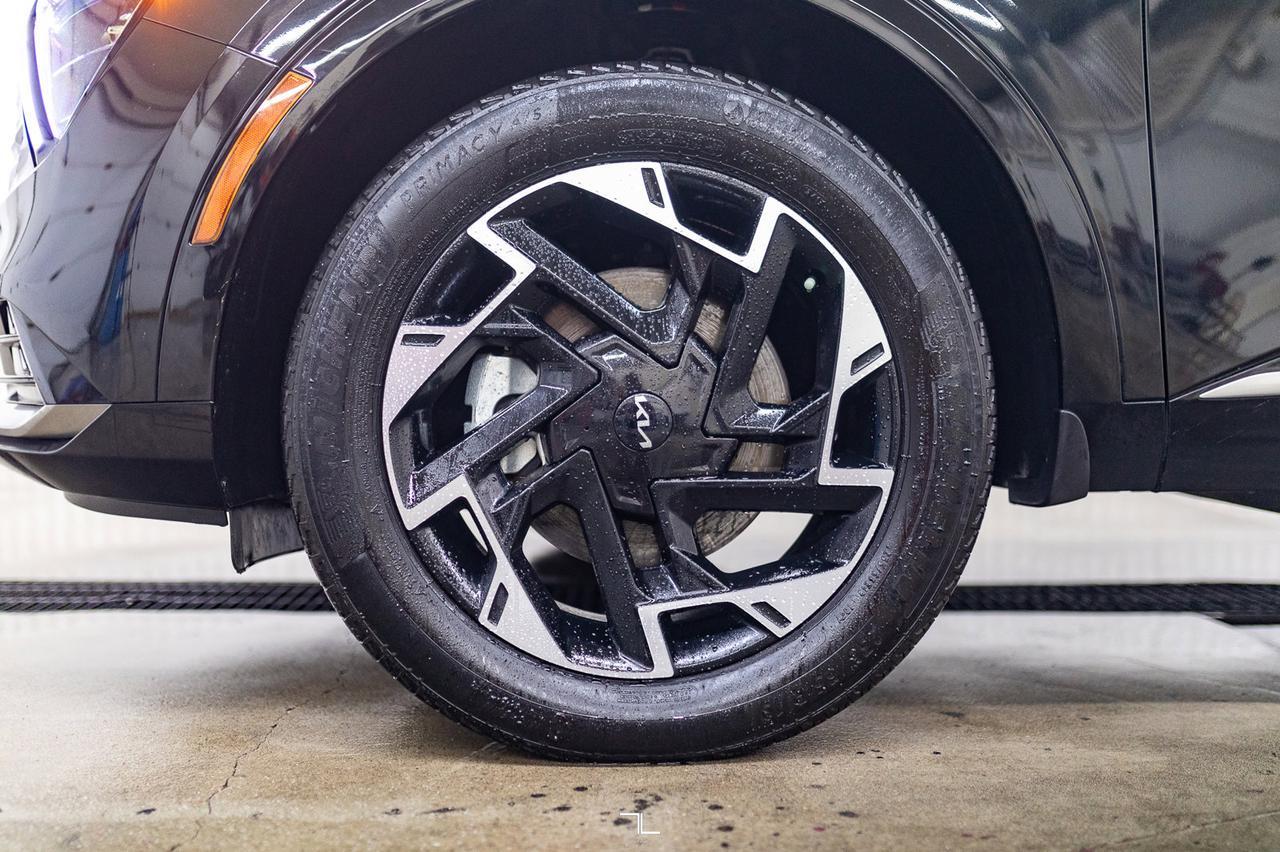 2023 Kia Sportage AWD EX Premium Leather Roof Nav BCam Red Deer AB