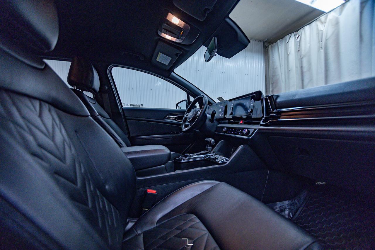 2023 Kia Sportage AWD X-Line Limited Leather Nav BCam Red Deer AB