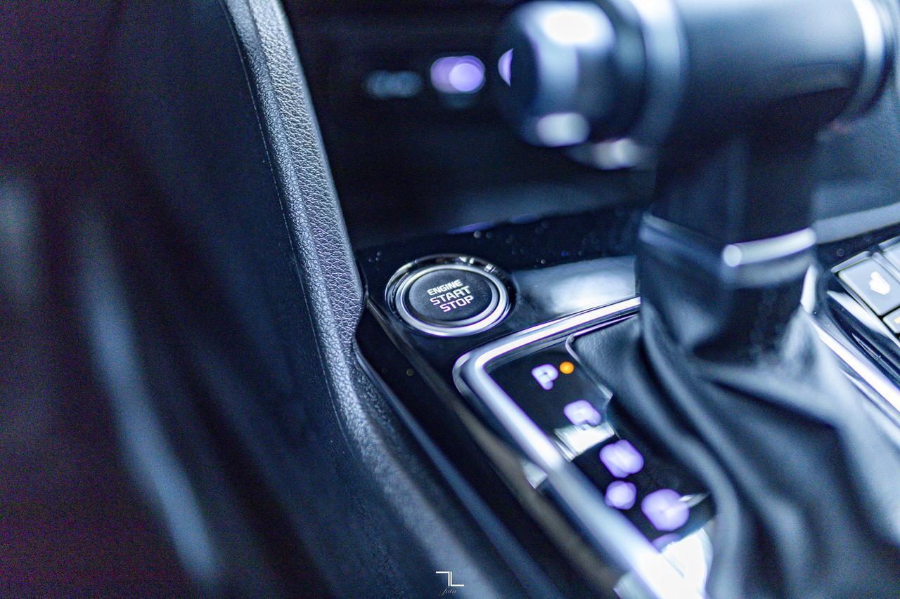 2023 Kia Sportage AWD X-Line Limited Leather Nav BCam Red Deer AB