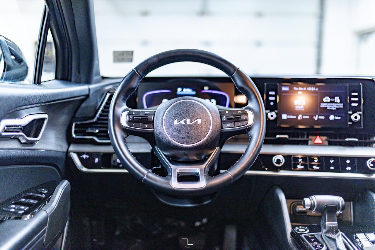 2023 Kia Sportage AWD X-Line Limited Leather Nav BCam Red Deer AB