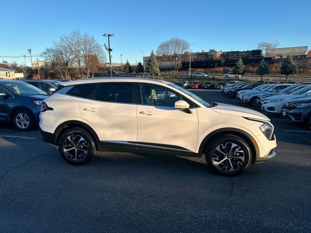2023 Kia Sportage EX Worcester MA
