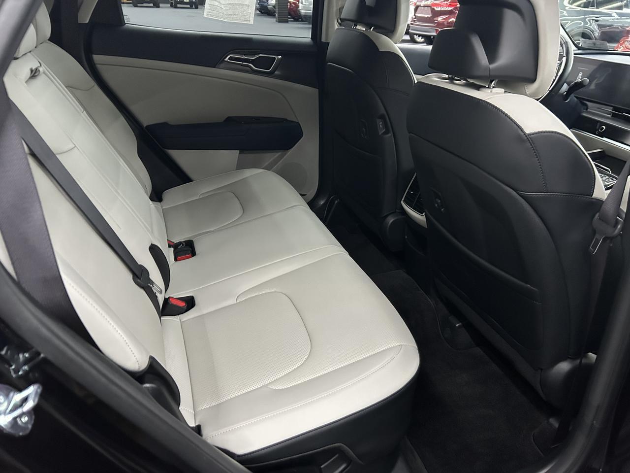 2023 Kia Sportage Hybrid EX AWD Benwood WV