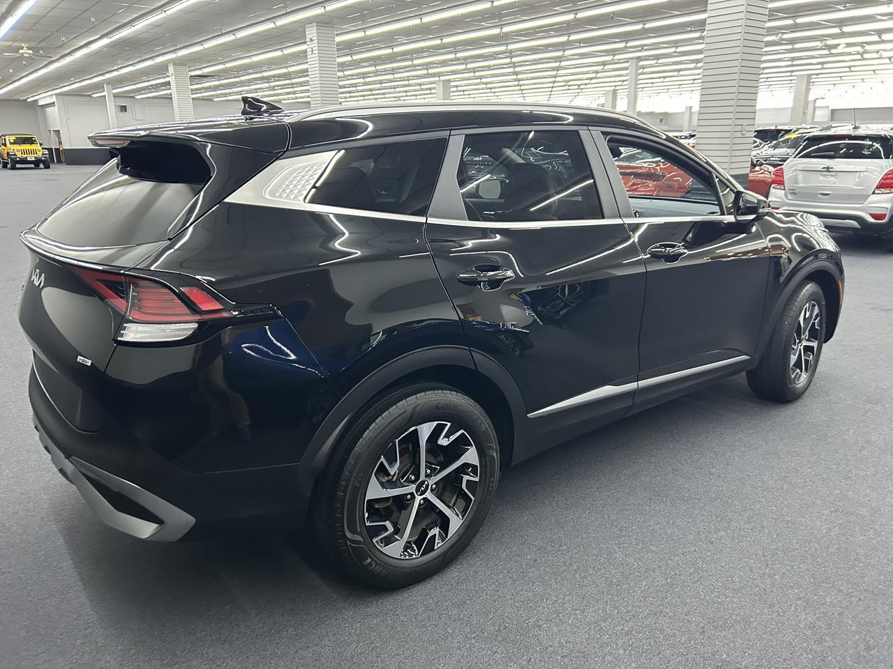 2023 Kia Sportage Hybrid EX AWD Benwood WV
