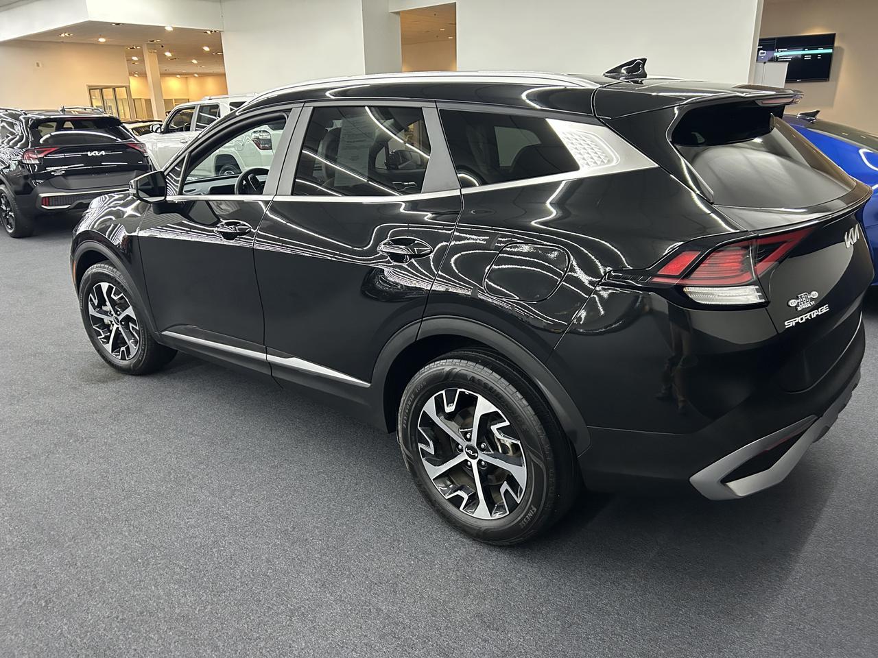 2023 Kia Sportage Hybrid EX AWD Benwood WV