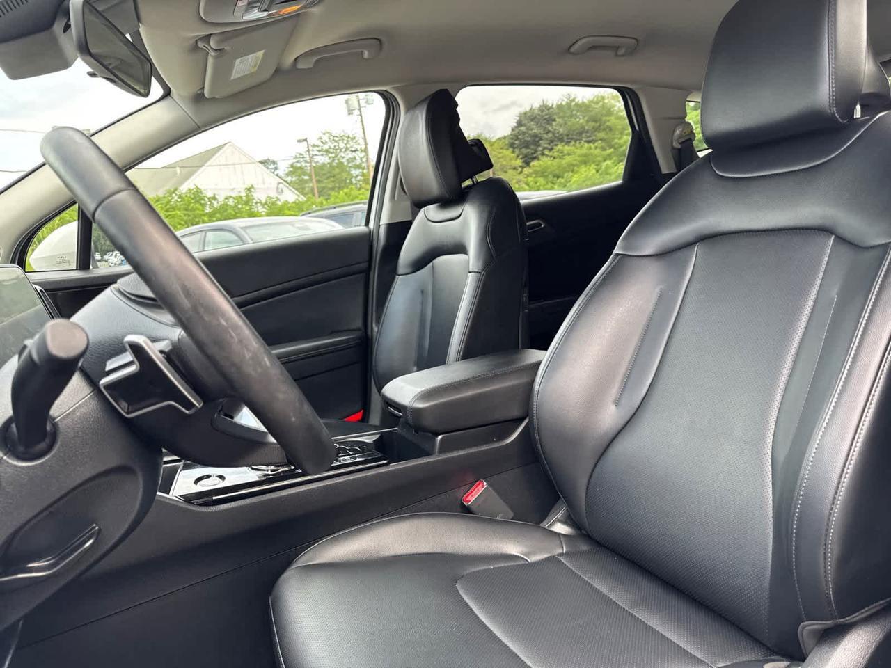 2023 Kia Sportage Hybrid EX Dartmouth MA