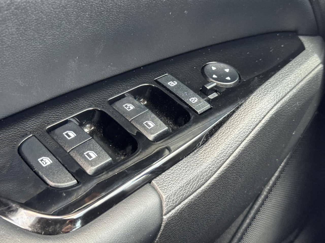 2023 Kia Sportage Hybrid EX Dartmouth MA