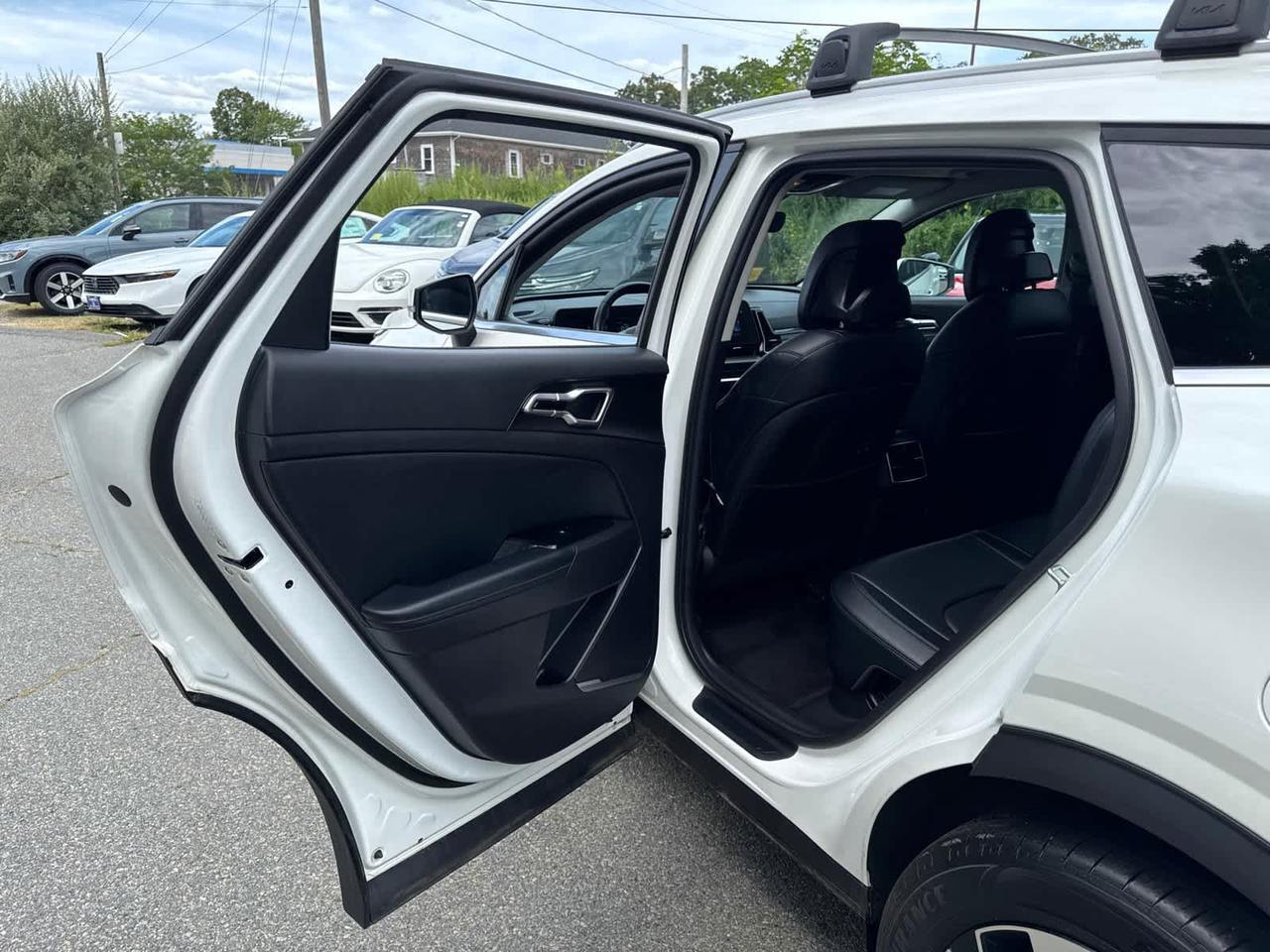 2023 Kia Sportage Hybrid EX Dartmouth MA