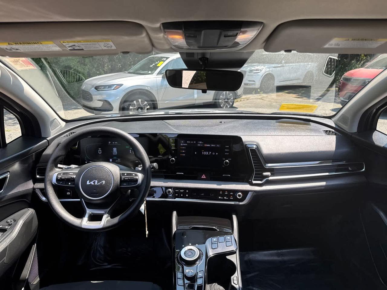 2023 Kia Sportage Hybrid LX Dartmouth MA