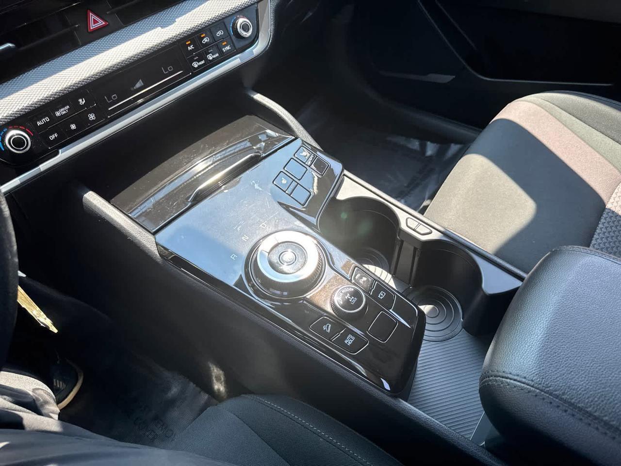 2023 Kia Sportage Hybrid LX Dartmouth MA