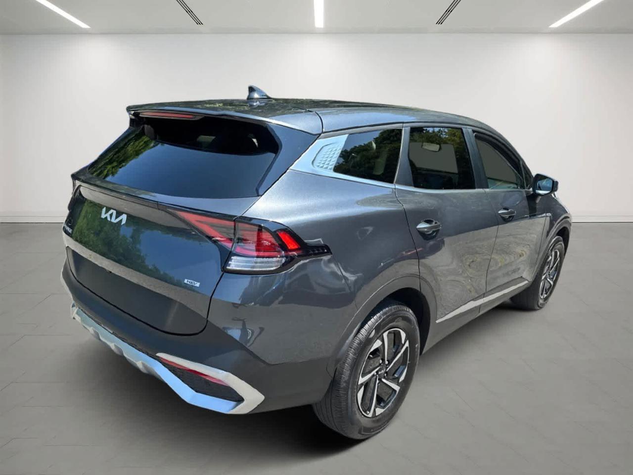 2023 Kia Sportage Hybrid LX Dartmouth MA