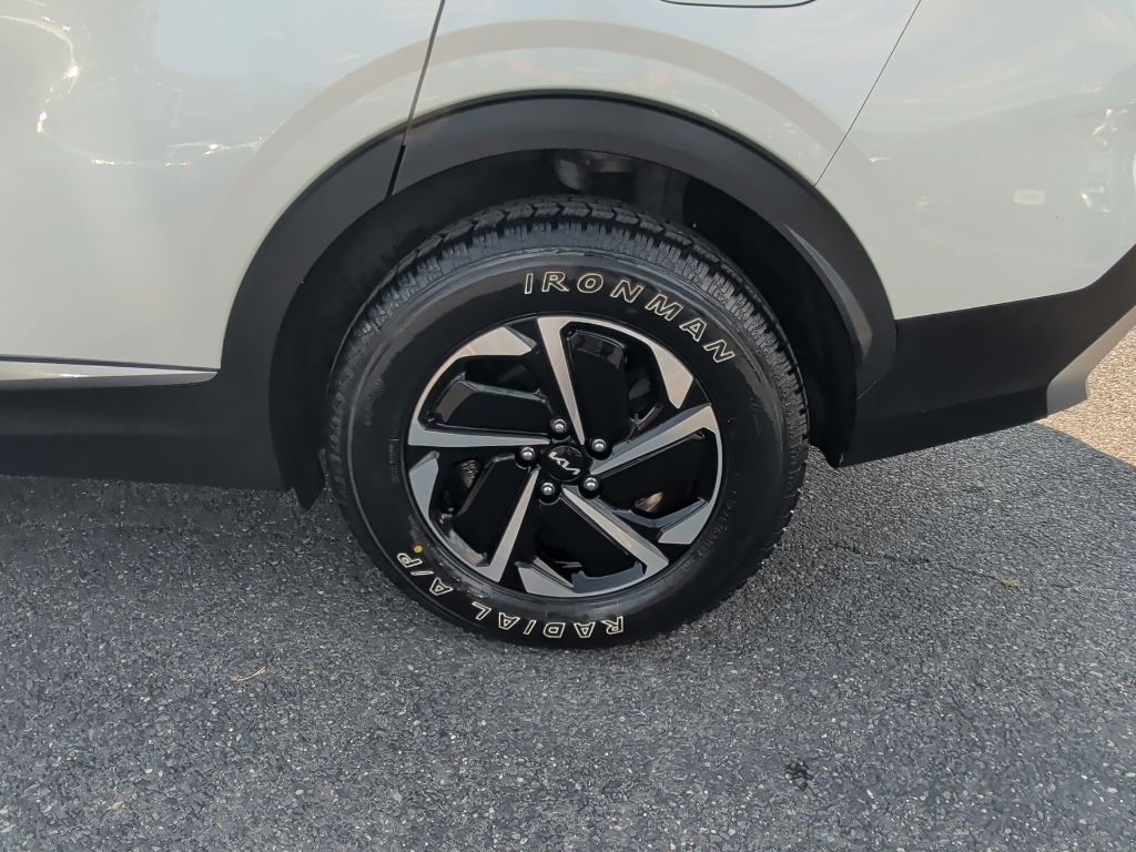 2023 Kia Sportage Hybrid LX Worcester MA