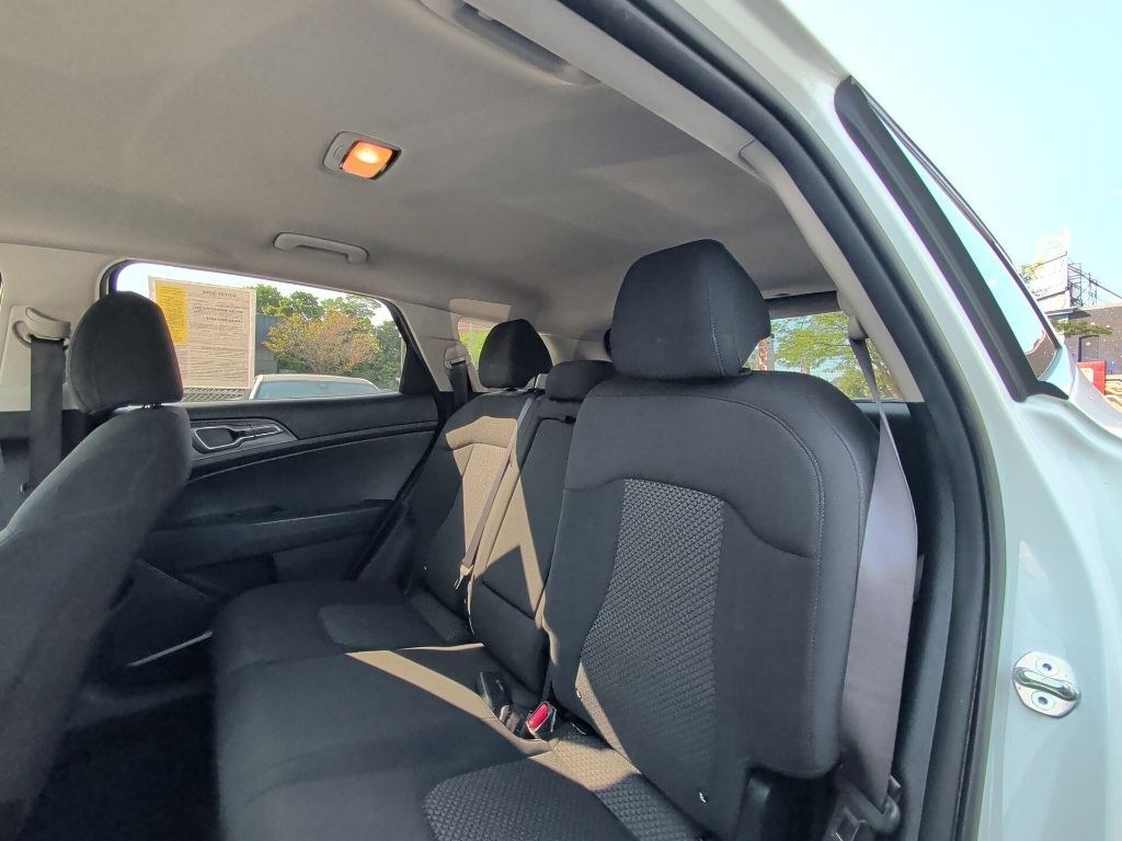 2023 Kia Sportage Hybrid LX Worcester MA