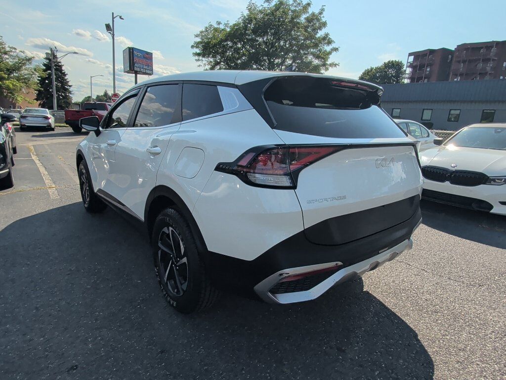2023 Kia Sportage Hybrid LX Worcester MA