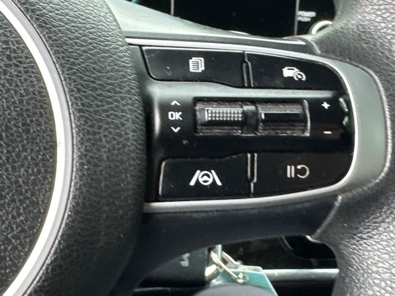 2023 Kia Sportage Hybrid LX Dartmouth MA