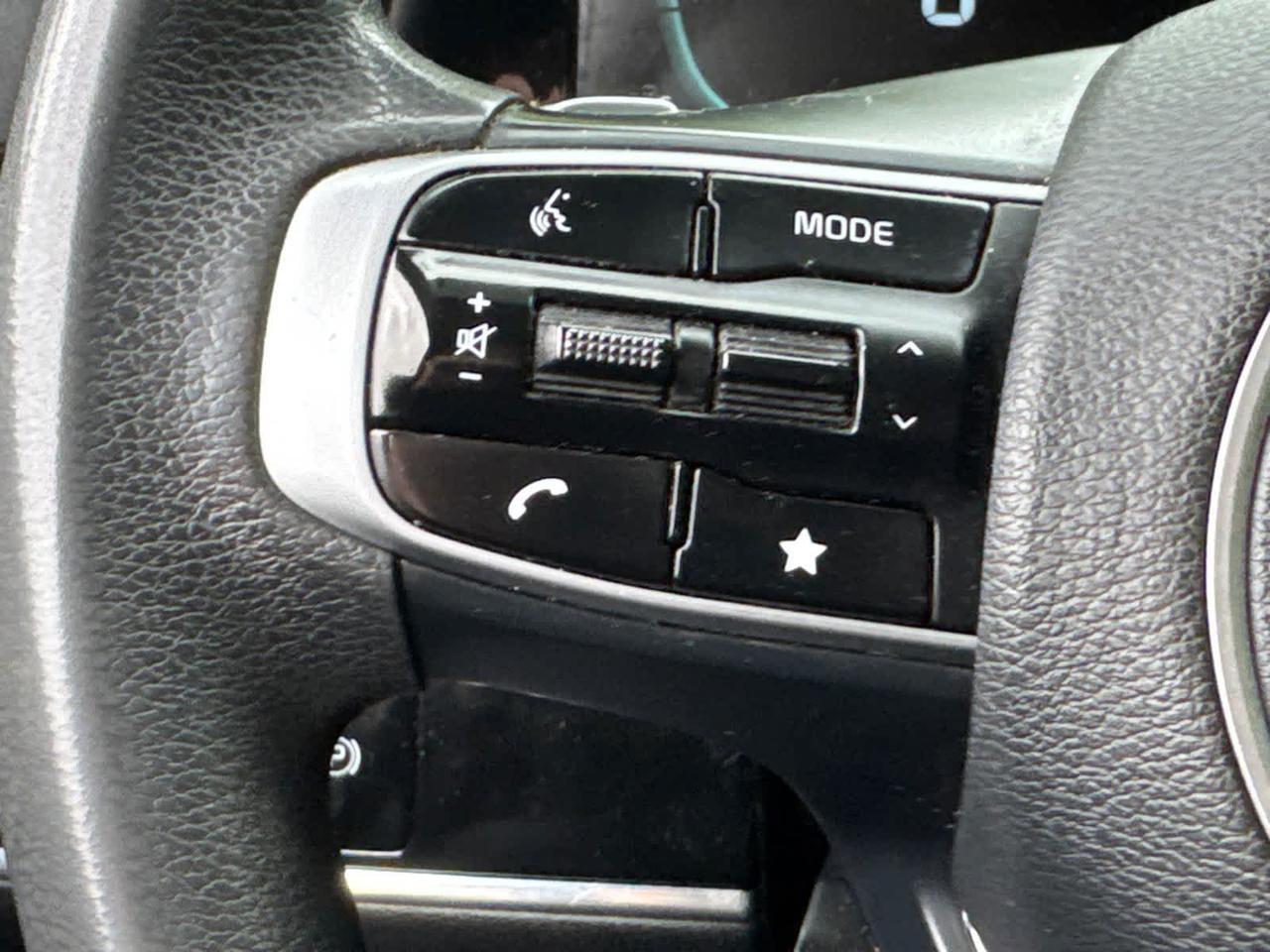 2023 Kia Sportage Hybrid LX Dartmouth MA