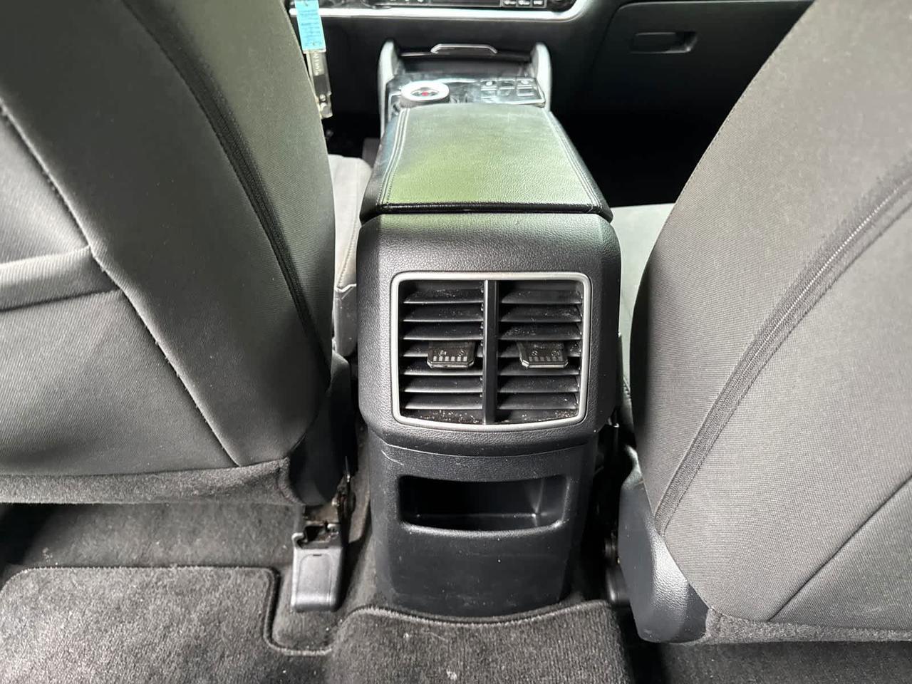 2023 Kia Sportage Hybrid LX Dartmouth MA