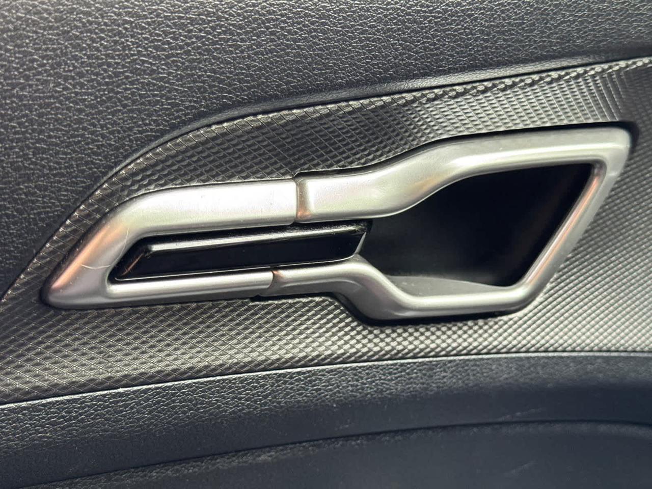 2023 Kia Sportage Hybrid LX Dartmouth MA