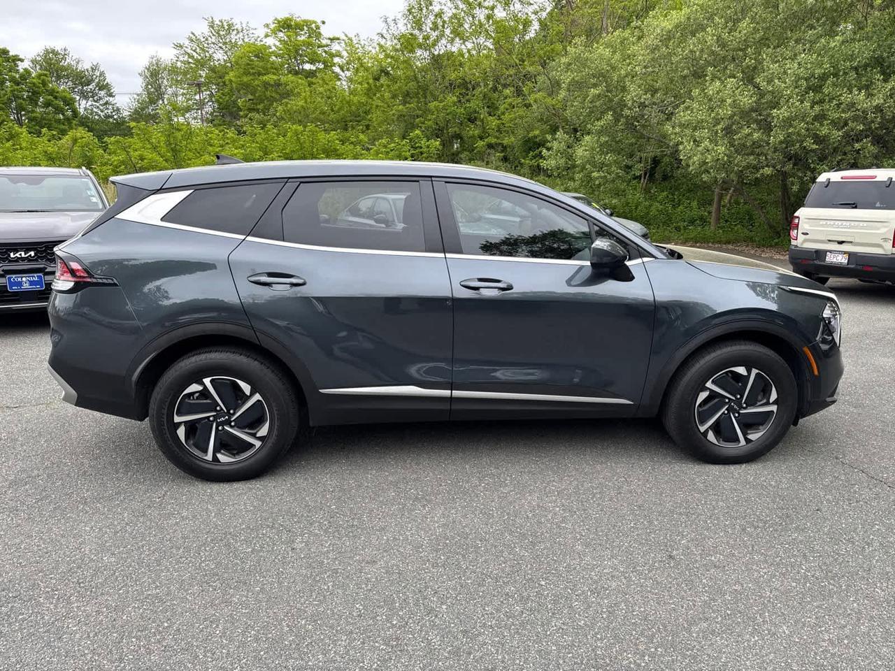 2023 Kia Sportage Hybrid LX Dartmouth MA