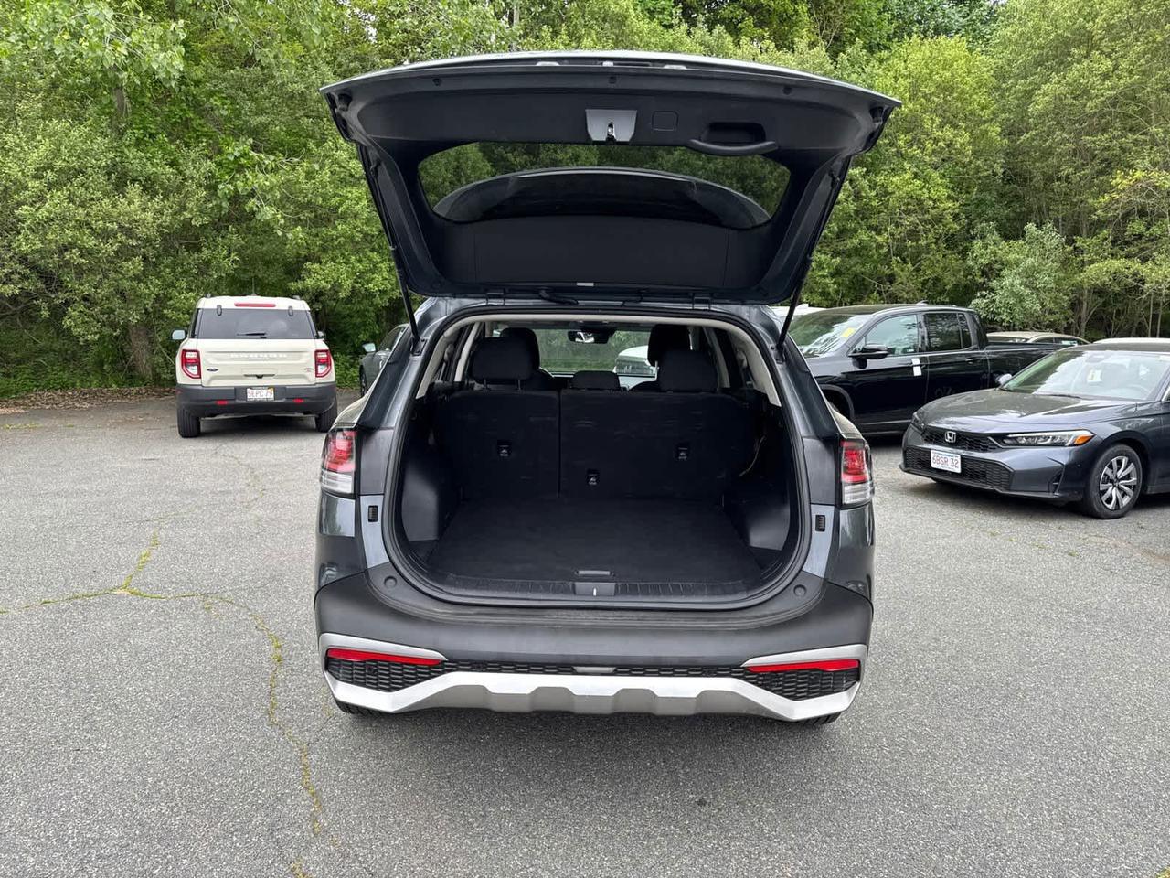 2023 Kia Sportage Hybrid LX Dartmouth MA