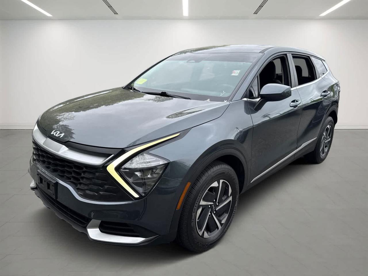 2023 Kia Sportage Hybrid LX Dartmouth MA
