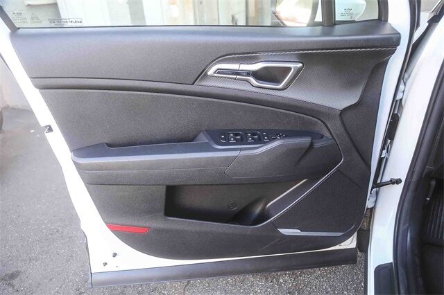 2023 Kia Sportage Hybrid LX Glendale CA