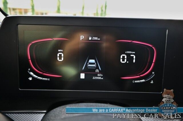 2023 Kia Sportage LX / AWD / Heated Cloth Seats / Lane Departure & Forward Collision Alert / Apple Carplay & Android Auto / AUX & USB Input / Back Up Camera / Cruise Control / Aluminum Wheels / Keyless Entry / 1-Owner Anchorage AK