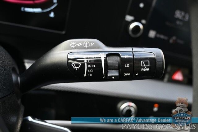 2023 Kia Sportage LX / AWD / Heated Cloth Seats / Lane Departure & Forward Collision Alert / Apple Carplay & Android Auto / AUX & USB Input / Back Up Camera / Cruise Control / Aluminum Wheels / Keyless Entry / 1-Owner Anchorage AK