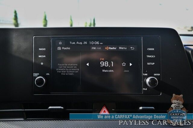 2023 Kia Sportage LX / AWD / Heated Cloth Seats / Lane Departure & Forward Collision Alert / Apple Carplay & Android Auto / AUX & USB Input / Back Up Camera / Cruise Control / Aluminum Wheels / Keyless Entry / 1-Owner Anchorage AK