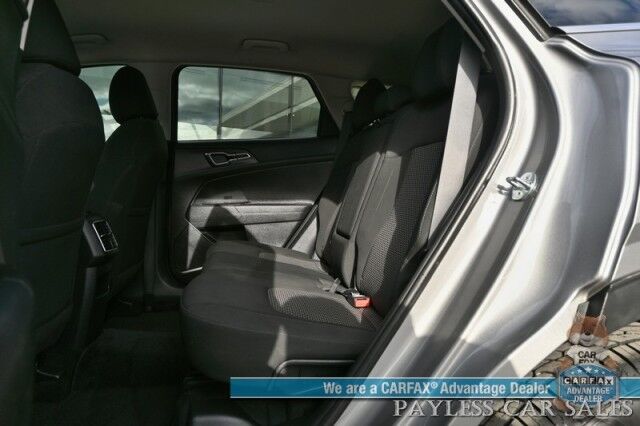 2023 Kia Sportage LX / AWD / Heated Cloth Seats / Lane Departure & Forward Collision Alert / Apple Carplay & Android Auto / AUX & USB Input / Back Up Camera / Cruise Control / Aluminum Wheels / Keyless Entry / 1-Owner Anchorage AK