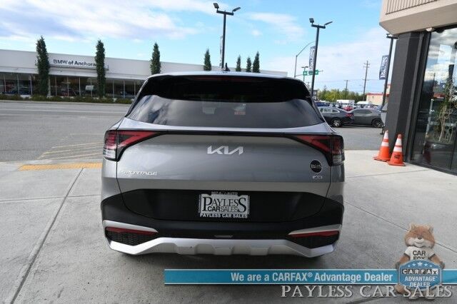2023 Kia Sportage LX / AWD / Heated Cloth Seats / Lane Departure & Forward Collision Alert / Apple Carplay & Android Auto / AUX & USB Input / Back Up Camera / Cruise Control / Aluminum Wheels / Keyless Entry / 1-Owner Anchorage AK