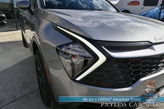 2023 Kia Sportage LX / AWD / Heated Cloth Seats / Lane Departure & Forward Collision Alert / Apple Carplay & Android Auto / AUX & USB Input / Back Up Camera / Cruise Control / Aluminum Wheels / Keyless Entry / 1-Owner Anchorage AK