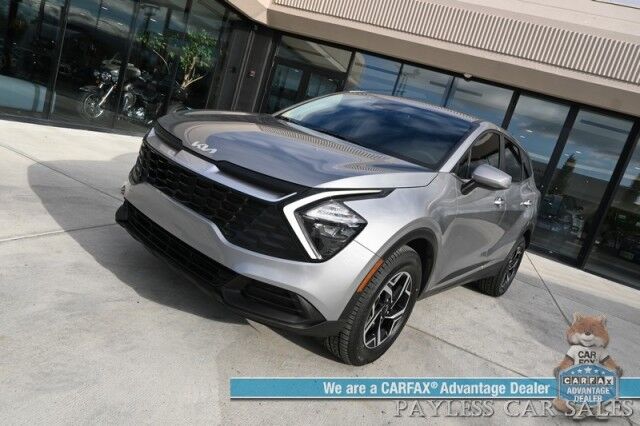 2023 Kia Sportage LX / AWD / Heated Cloth Seats / Lane Departure & Forward Collision Alert / Apple Carplay & Android Auto / AUX & USB Input / Back Up Camera / Cruise Control / Aluminum Wheels / Keyless Entry / 1-Owner Anchorage AK