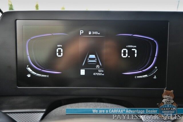 2023 Kia Sportage LX / AWD / Heated Premium Cloth Seats / Lane Departure & Forward Collision Alert / Apple CarPlay & Android Auto / USB Input / Back Up Camera / Cruise Control / Keyless Entry / 26 MPG / 1-Owner Anchorage AK