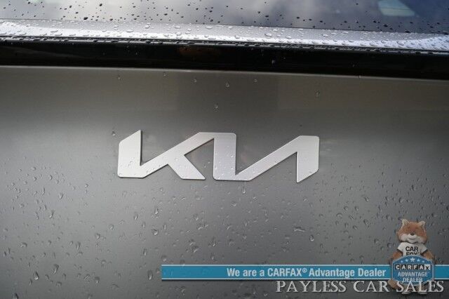 2023 Kia Sportage LX / AWD / Heated Premium Cloth Seats / Lane Departure & Forward Collision Alert / Apple CarPlay & Android Auto / USB Input / Back Up Camera / Cruise Control / Keyless Entry / 26 MPG / 1-Owner Anchorage AK