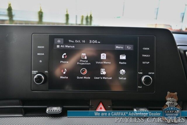 2023 Kia Sportage LX / AWD / Heated Premium Cloth Seats / Lane Departure & Forward Collision Alert / Apple CarPlay & Android Auto / USB Input / Back Up Camera / Cruise Control / Keyless Entry / 26 MPG / 1-Owner Anchorage AK
