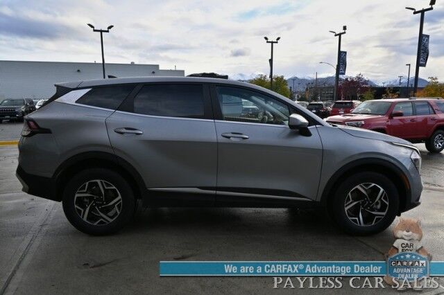 2023 Kia Sportage LX / AWD / Heated Premium Cloth Seats / Lane Departure & Forward Collision Alert / Apple CarPlay & Android Auto / USB Input / Back Up Camera / Cruise Control / Keyless Entry / 26 MPG / 1-Owner Anchorage AK