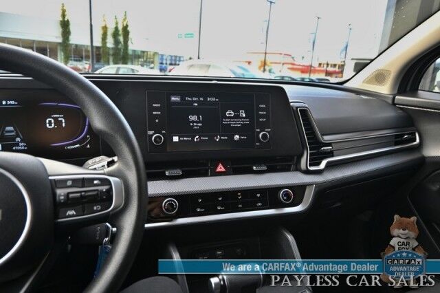 2023 Kia Sportage LX / AWD / Heated Premium Cloth Seats / Lane Departure & Forward Collision Alert / Apple CarPlay & Android Auto / USB Input / Back Up Camera / Cruise Control / Keyless Entry / 26 MPG / 1-Owner Anchorage AK
